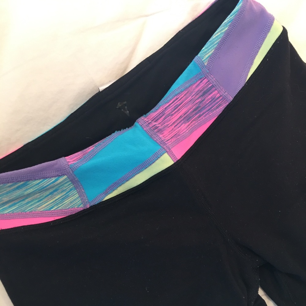 COPY - Ivivva reversible leggings
